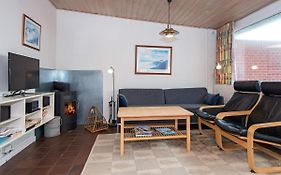 6 Person Holiday Home In Henne